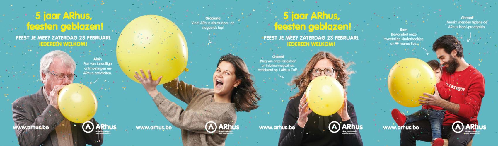 Vier mensen blazen een gele ballon op